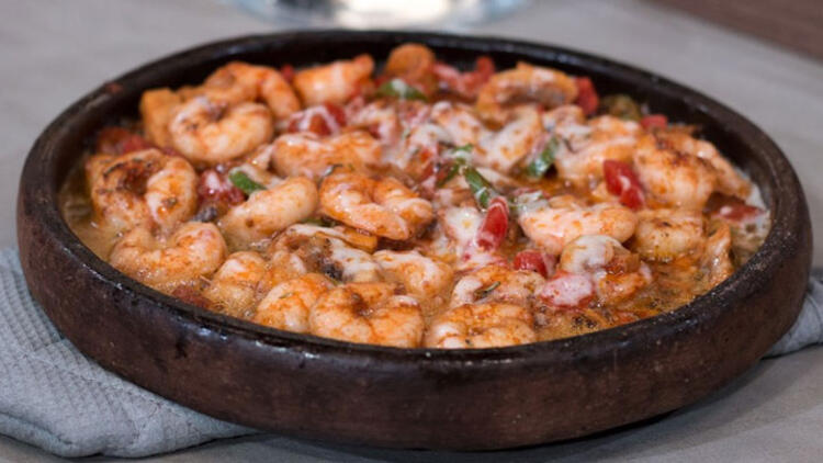 GÜVEÇTE İSKENDERUN KARİDESİ